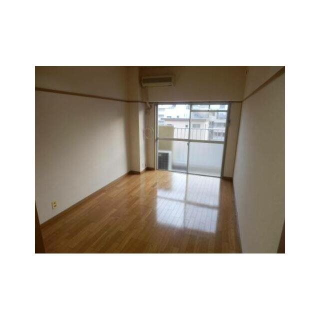 居室・リビング　別号室の写真です。