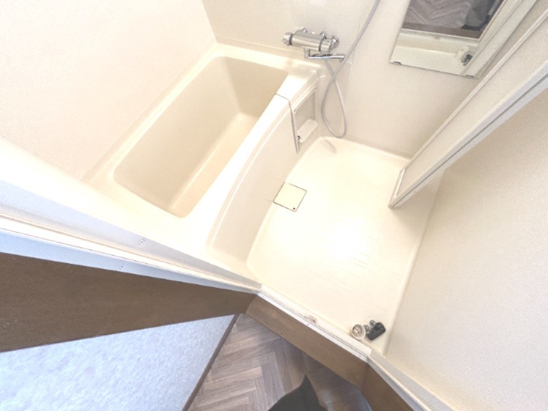 バス・シャワールーム　バス