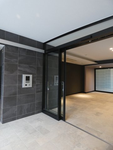 エントランス　エントランス