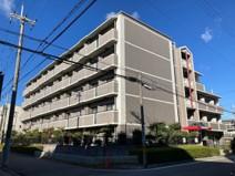 建物外観　オートロック・防犯カメラ完備☆