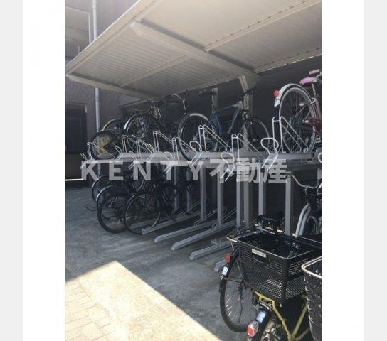 その他設備　その他画像無料駐輪区画(1戸上下2台まで)