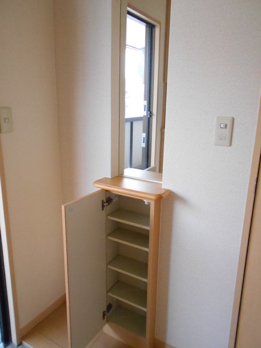 玄関　玄関収納