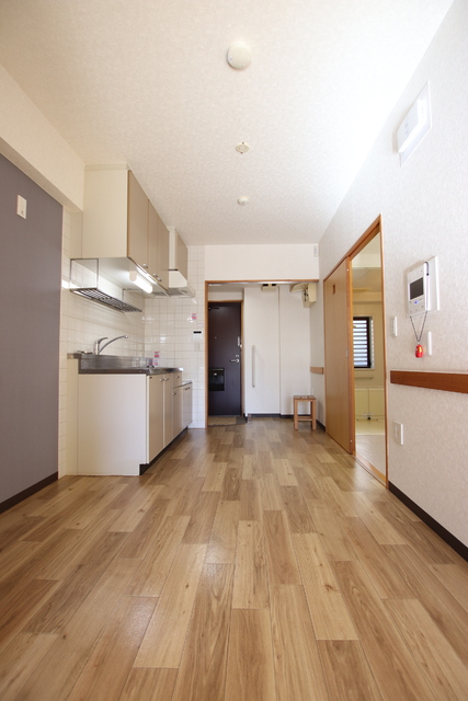 居室・リビング　ダイニングキッチン６．５帖