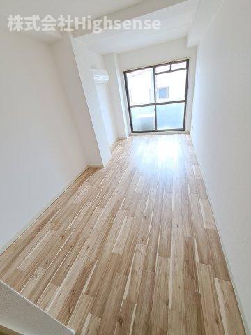 居室・リビング　ゆったり過ごせる居間です