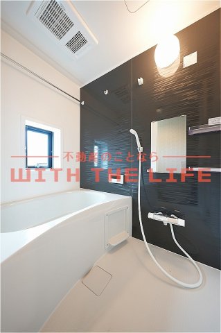 バス・シャワールーム　お風呂です