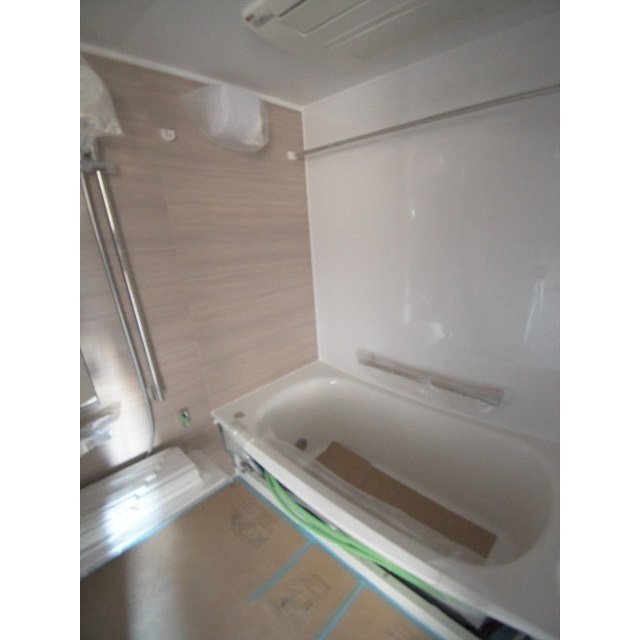 バス・シャワールーム　きれいなお風呂です