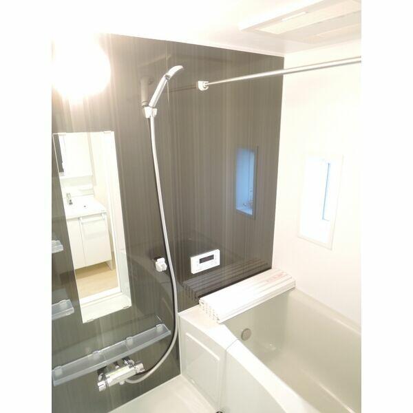 バス・シャワールーム　?