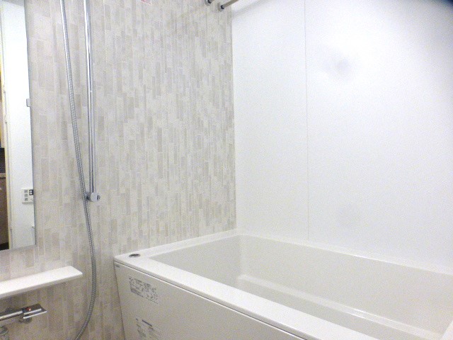 バス・シャワールーム　バス※別部屋参考写真