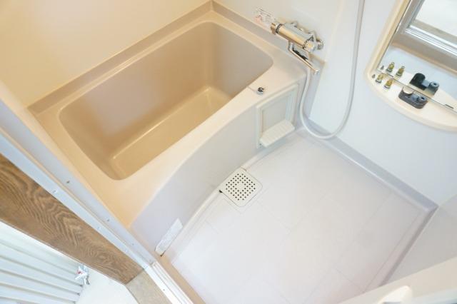 バス・シャワールーム　浴室