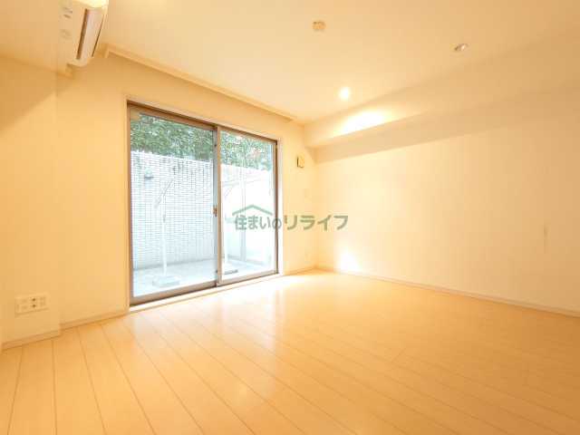 居室・リビング　リライフ下北沢店