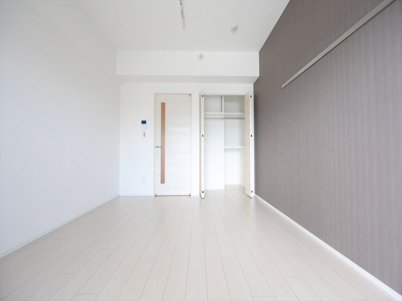 その他部屋・スペース　洋室8.3帖　クローゼット付（収納充実してます）