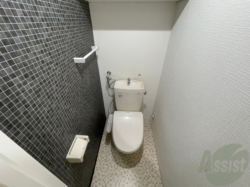 トイレ　ウォシュレット機能がついたトイレ。安心して使用できますね。