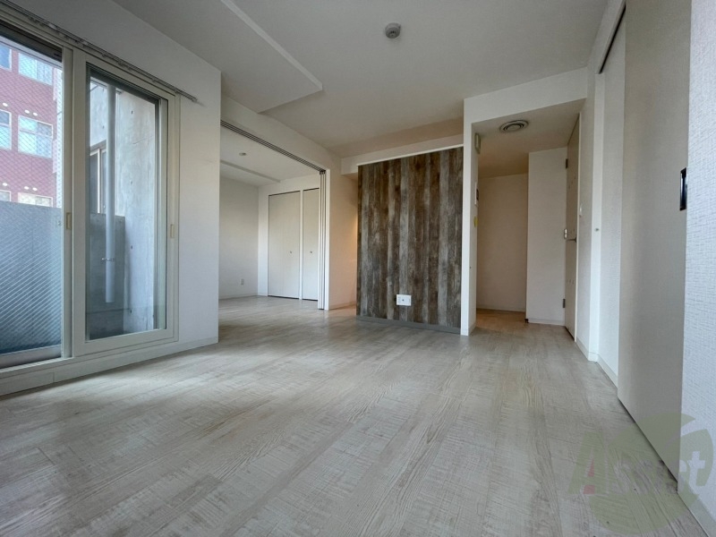 居室・リビング　広くてキレイなお部屋が広がっていて、充実した生活が送れそう。