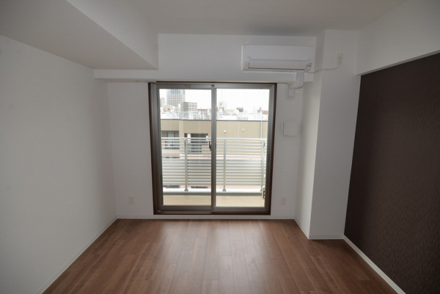 居室・リビング　写真は同マンションの別のお部屋のものです