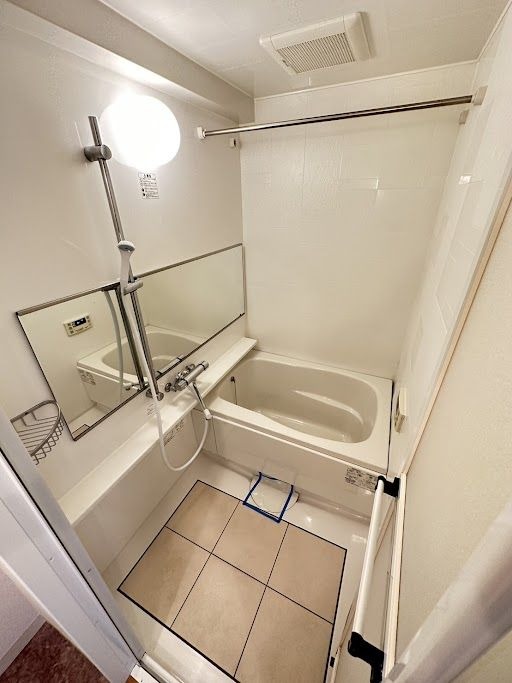 バス・シャワールーム　別号室