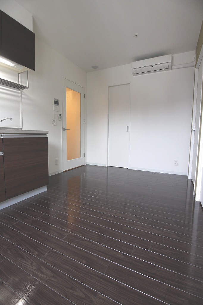 その他　リビング　※別部屋参考写真