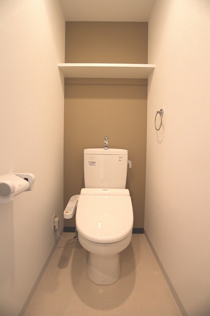 トイレ　温水洗浄便座※別部屋参考写真