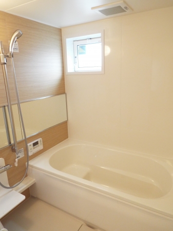 バス・シャワールーム　きれいなお風呂です