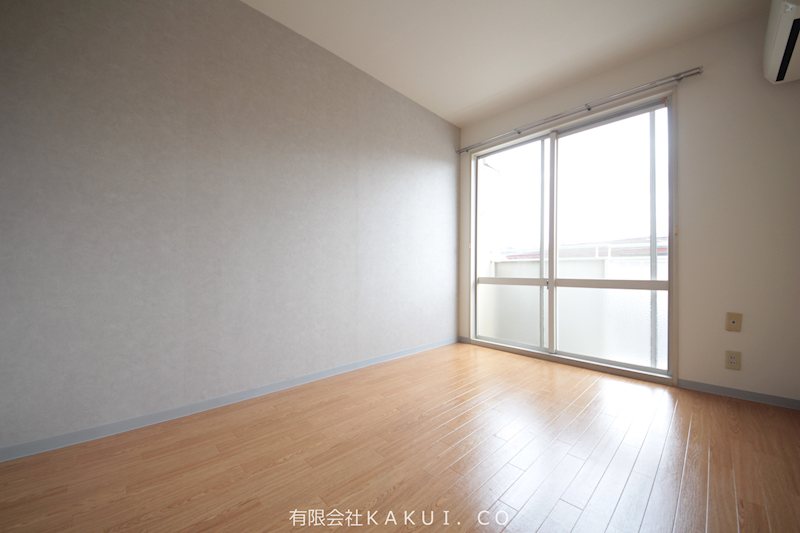 居室・リビング　※リフォーム前の為、別号室のお部屋です。