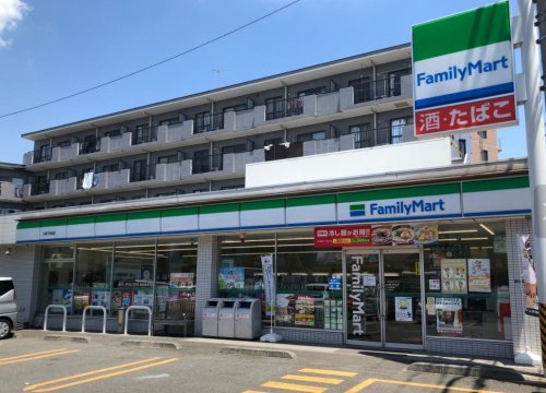 コンビニ　ファミリーマート 川崎下作延店（コンビニ）まで216m