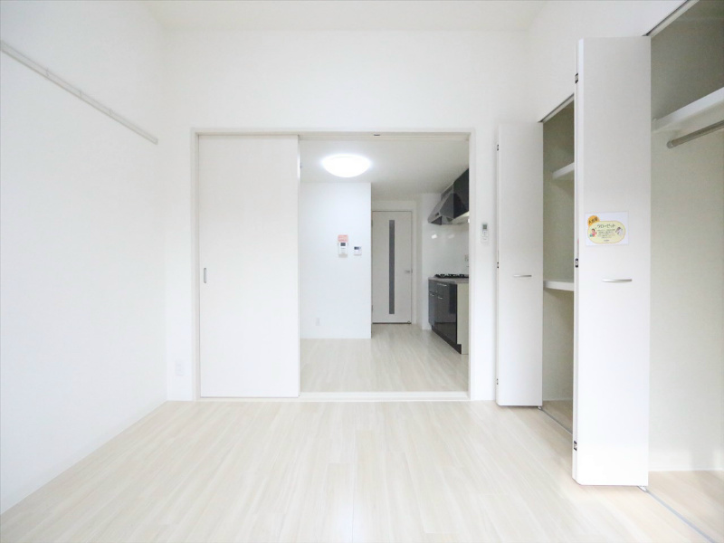 居室・リビング　洋室6帖　クローゼット（収納充実してます）