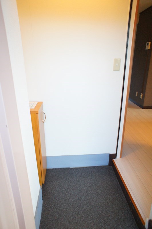 玄関　玄関収納あり