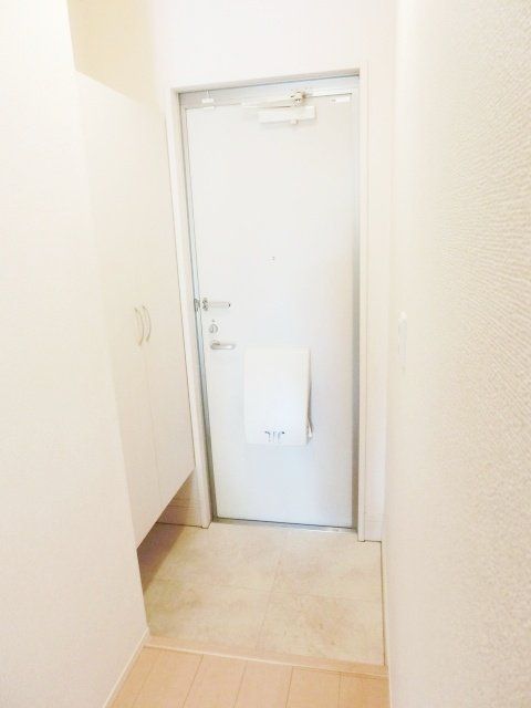 玄関　シューズボックスのある玄関です。