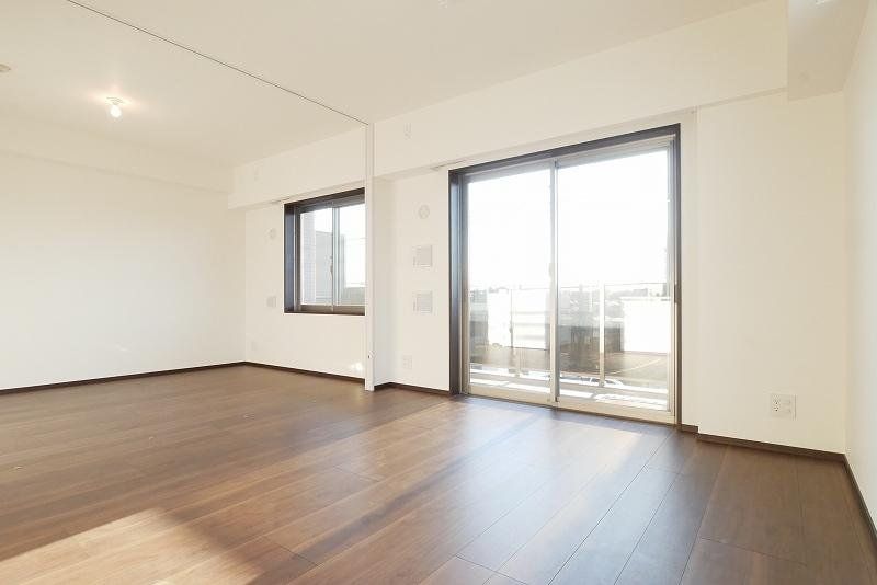 居室・リビング　玄関