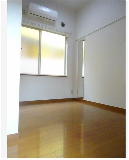 居室・リビング　使いやすい居間です