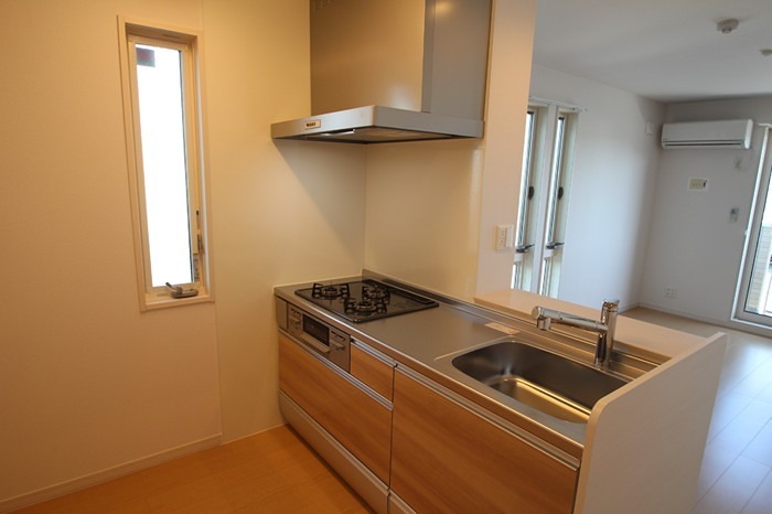 キッチン　3口コンロ・グリル付きです★