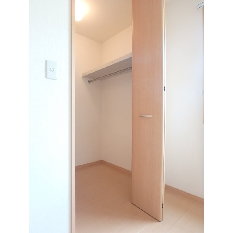 収納　図面と現状に相違がある場合には現状を優先