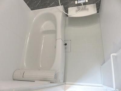 バス・シャワールーム　★ひろびろバスタブ★