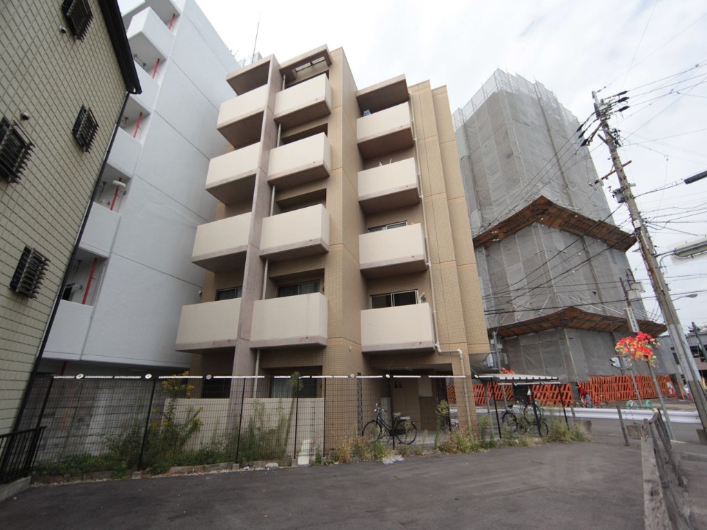 建物外観　外観　オートロック防犯カメラTVモニターホン完備