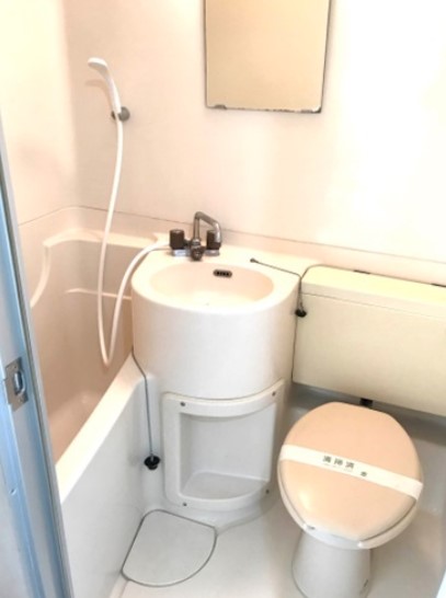 バス・シャワールーム　※同物件・同タイプの写真です。