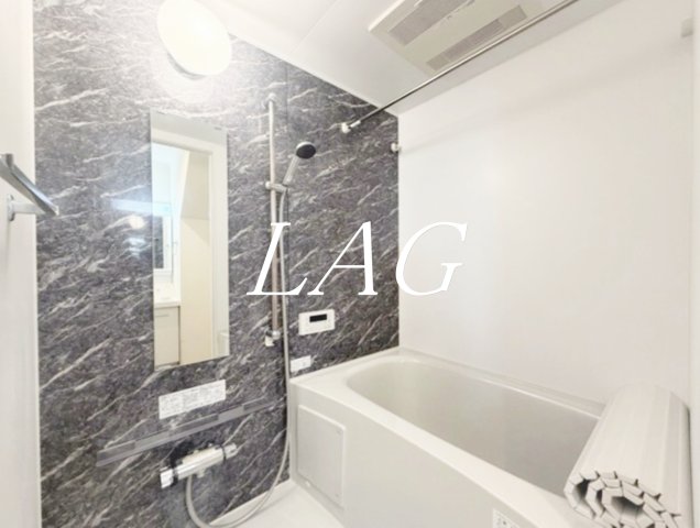 バス・シャワールーム　お風呂です。