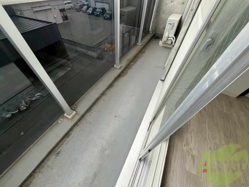 バルコニー　バルコニーが付いていますので一息ついてみてはいかがですか。