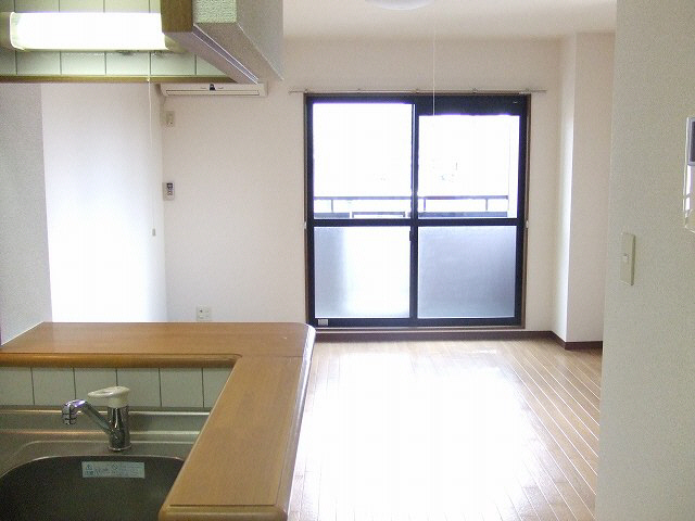 居室・リビング　同型タイプ
