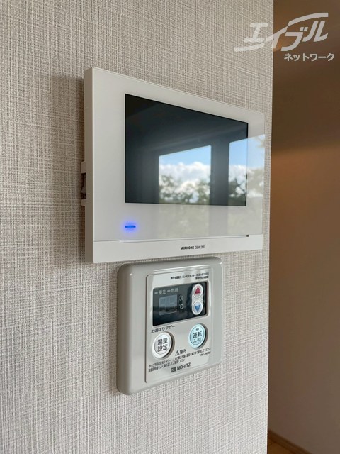 セキュリティ　モニター付きインターホンです。