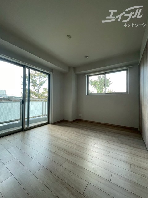 居室・リビング　綺麗なお部屋です。