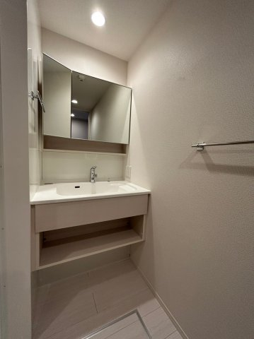 洗面設備　同商品写真