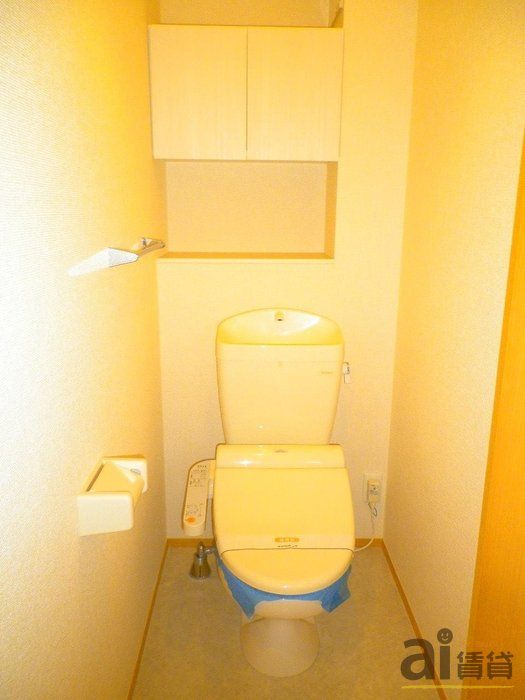 トイレ　※同仕様写真です