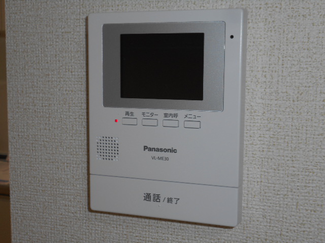 セキュリティ　カラーＴＶモニター付インターホン完備