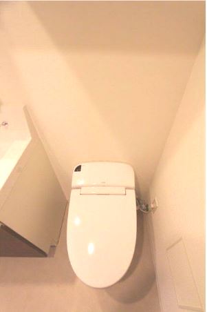 トイレ　※別部屋参考写真