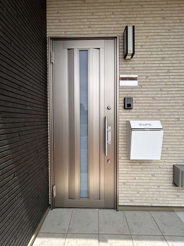 玄関　シンプルで使いやすい玄関です