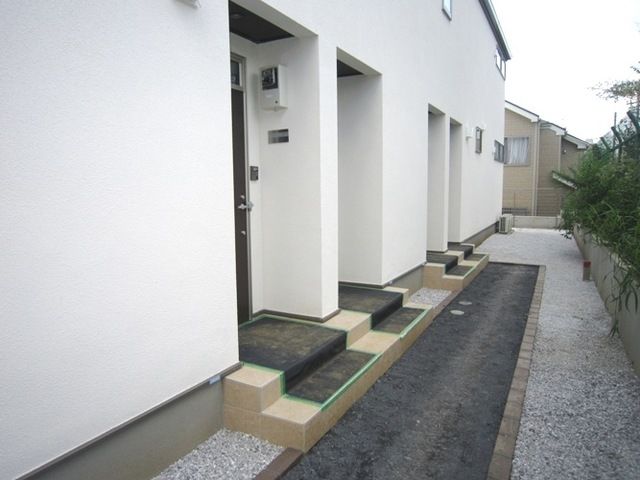 エントランス　★お問い合わせはタウンハウジングまで★