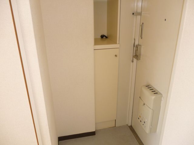 セキュリティ　下駄箱あります