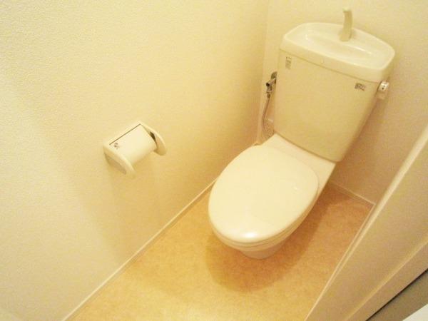 トイレ　ウォシュレット設置可能なトイレです