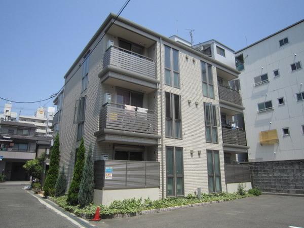 建物外観　綺麗な外観のマンションです