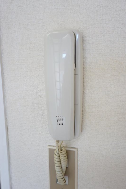 セキュリティ　インターホンで来客確認