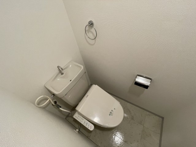 トイレ　ウォシュレット付きのトイレです。